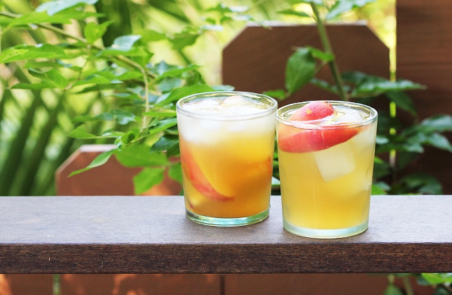 Peach Ginger Sangria