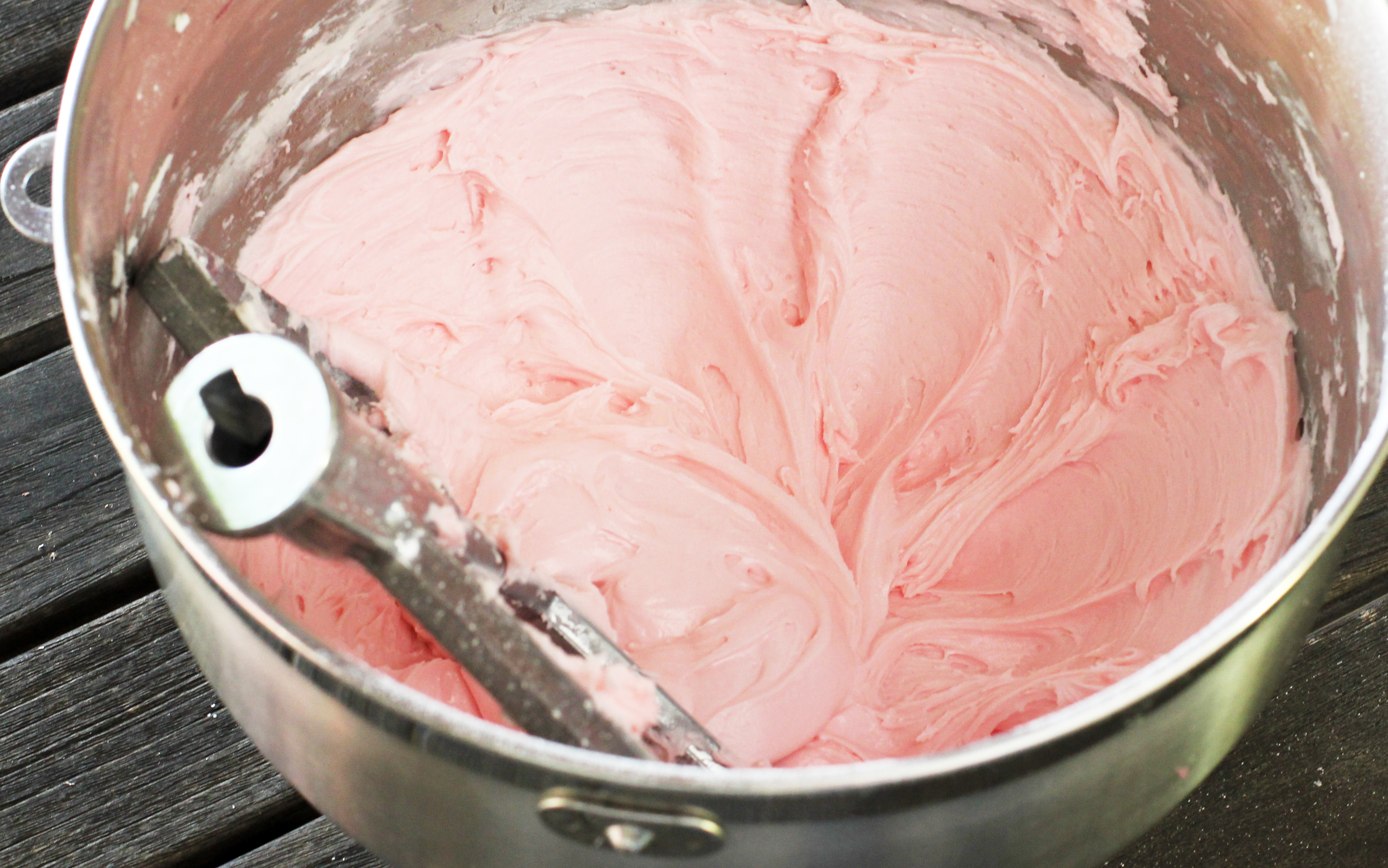 Rhubarb-Lemon Frosting