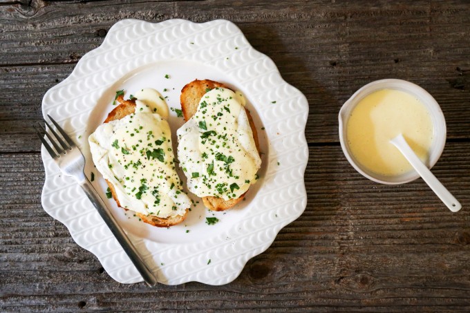 Easy Hollandaise Sauce