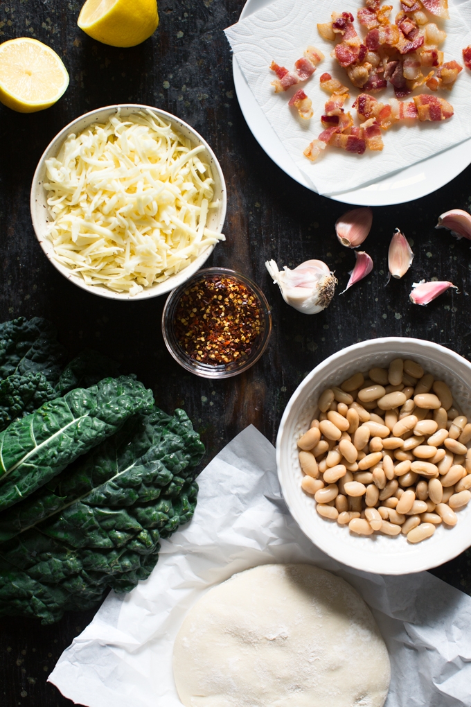 Kale and White Bean Pizza Ingredients