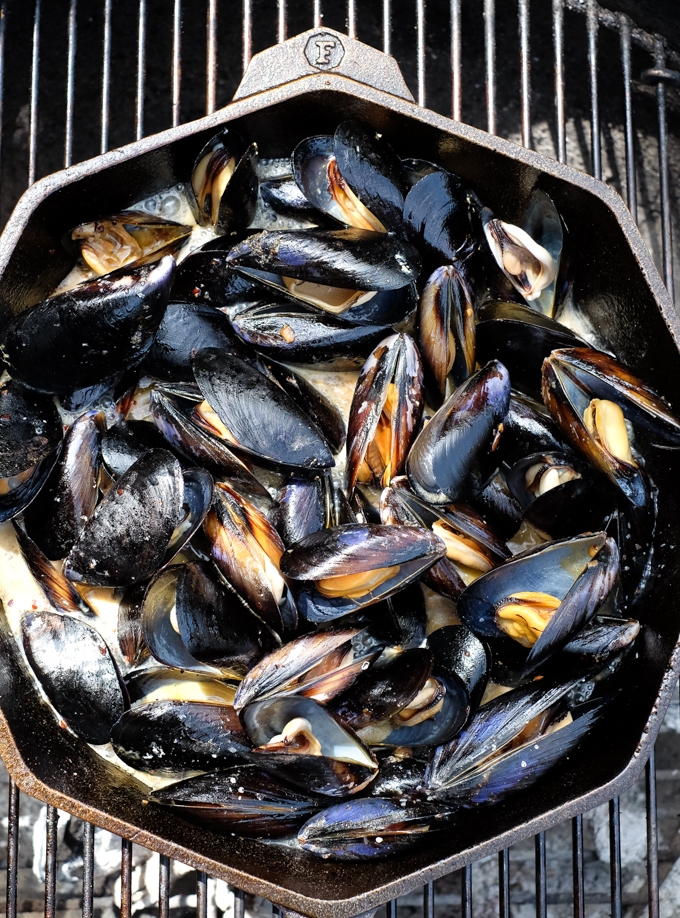Grilled Mussels with White Wine, Fried Garlic and Herbs