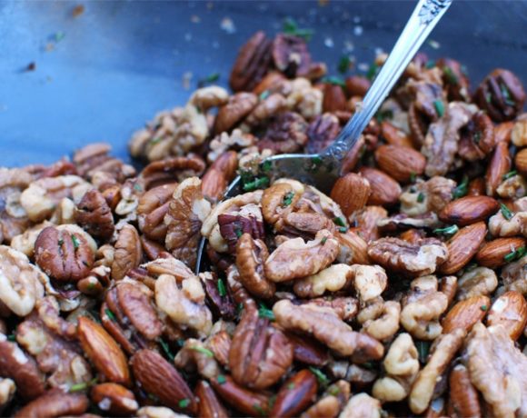 Rosemary Spiced Mixed Nuts
