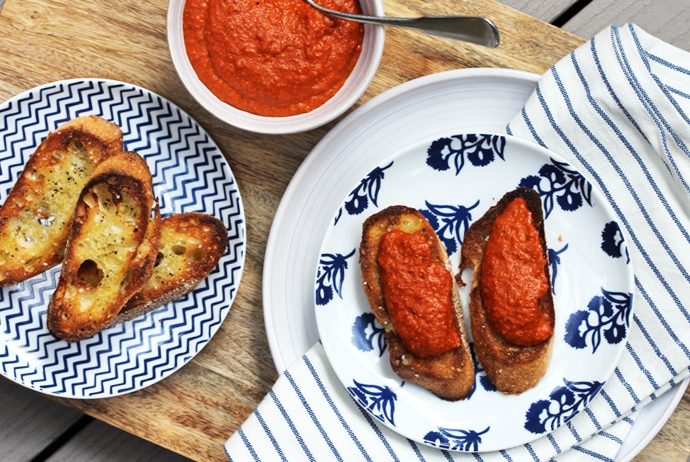 Romesco with Crostini