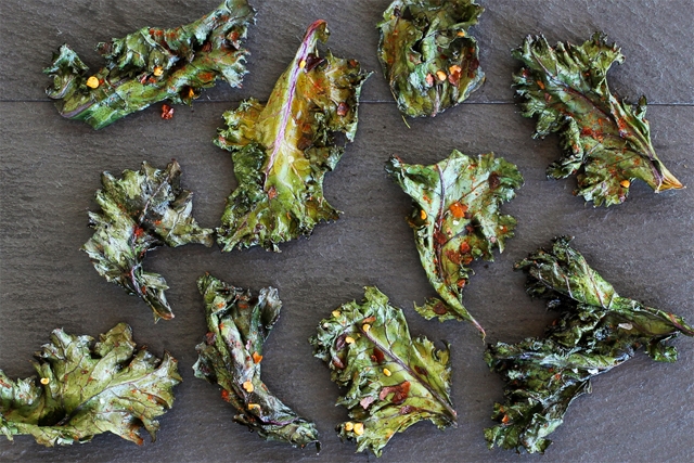 Smokey Spiced Kale Chips