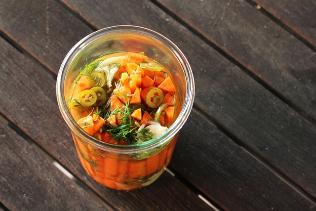 Picked Carrots with Dill and Serrano