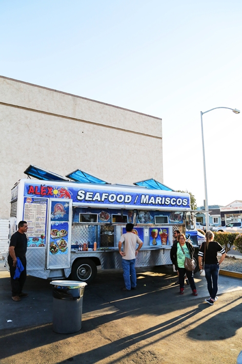 Mariscos Alex Food Truck