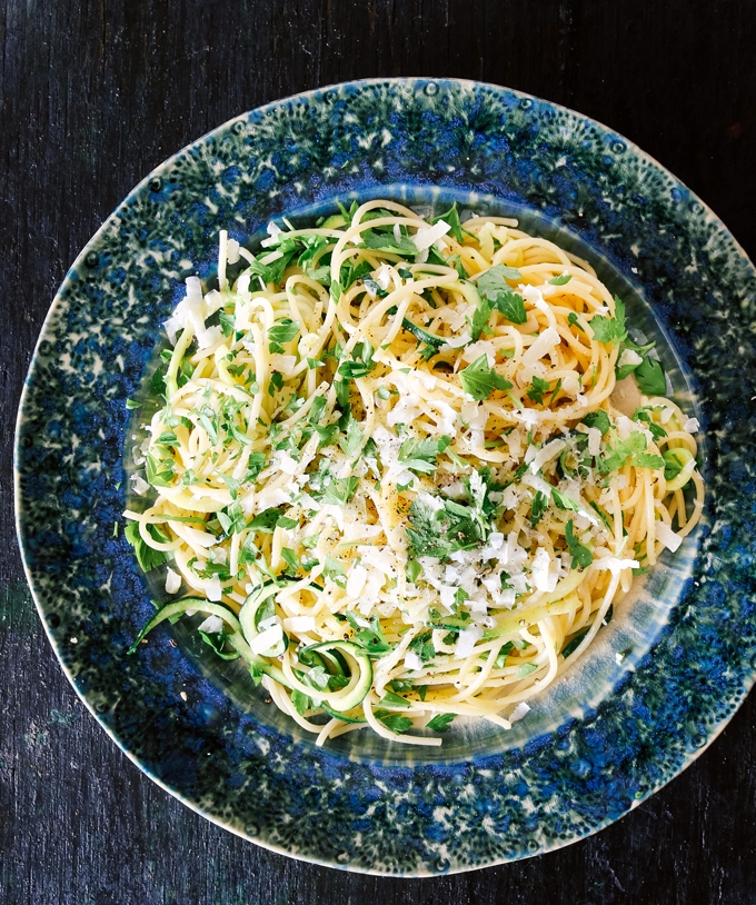 How to Make Zucchini Noodles - Recipes by Love and Lemons