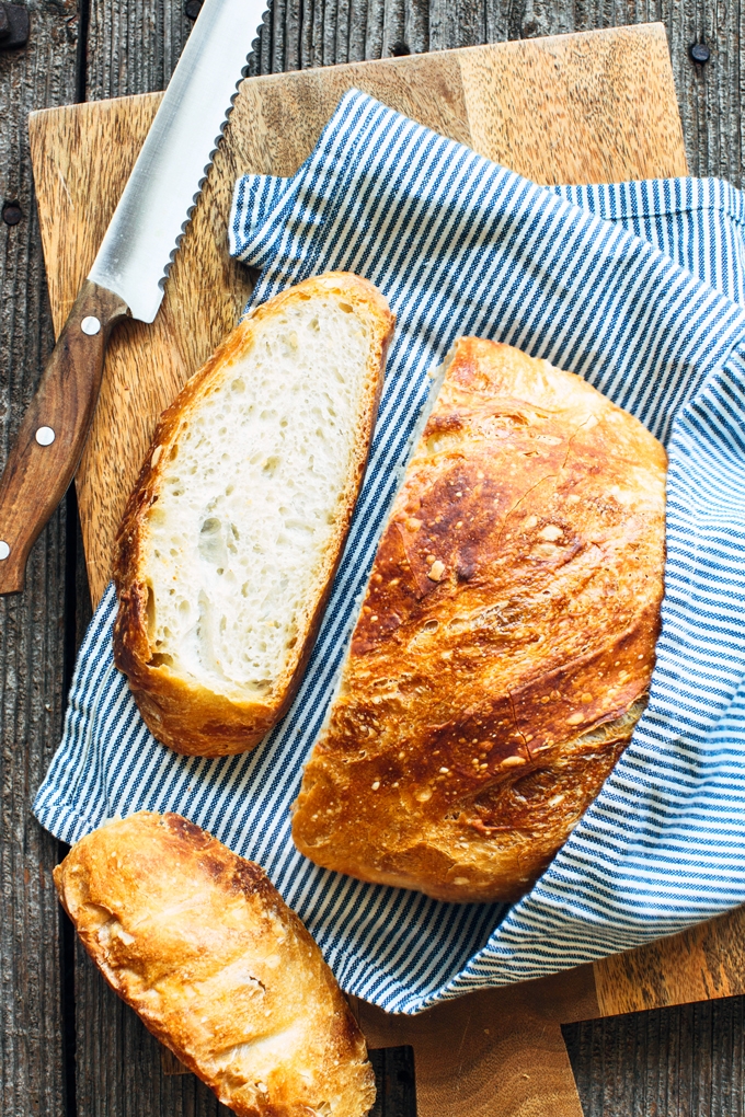 No Knead Bread (Dutch Oven Bread) - Jessica in the Kitchen