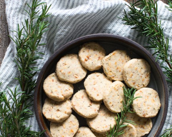 Rosemary Toasted Hazelnut Shortbread Cookies Recipe