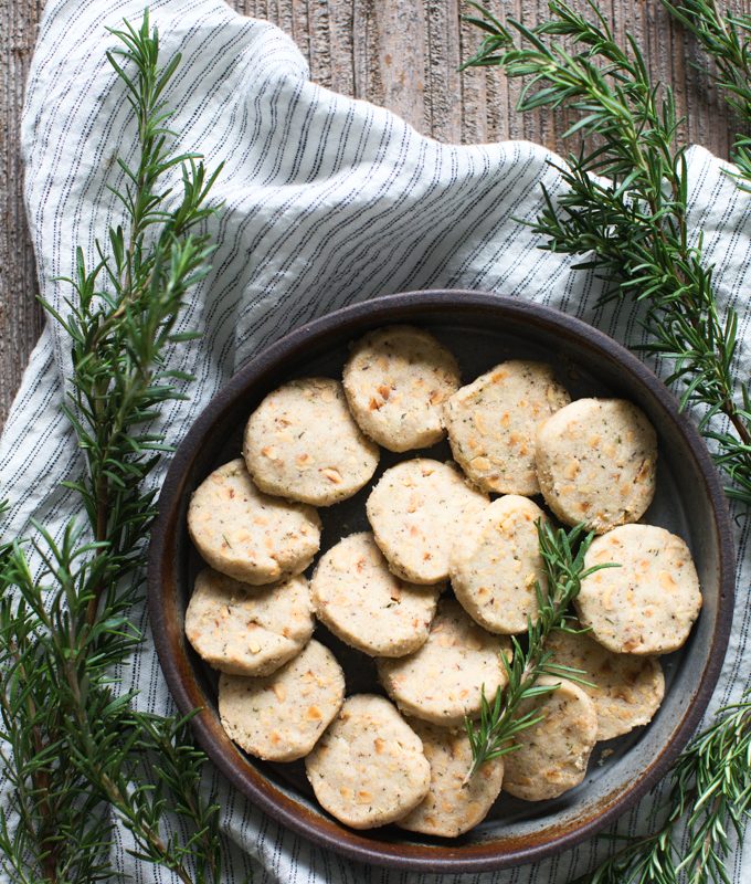 Rosemary Toasted Hazelnut Shortbread Cookies Recipe