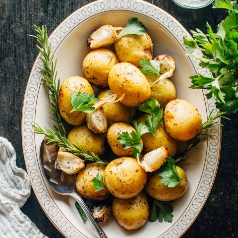 Grilled Potatoes with Garlic and Herbs