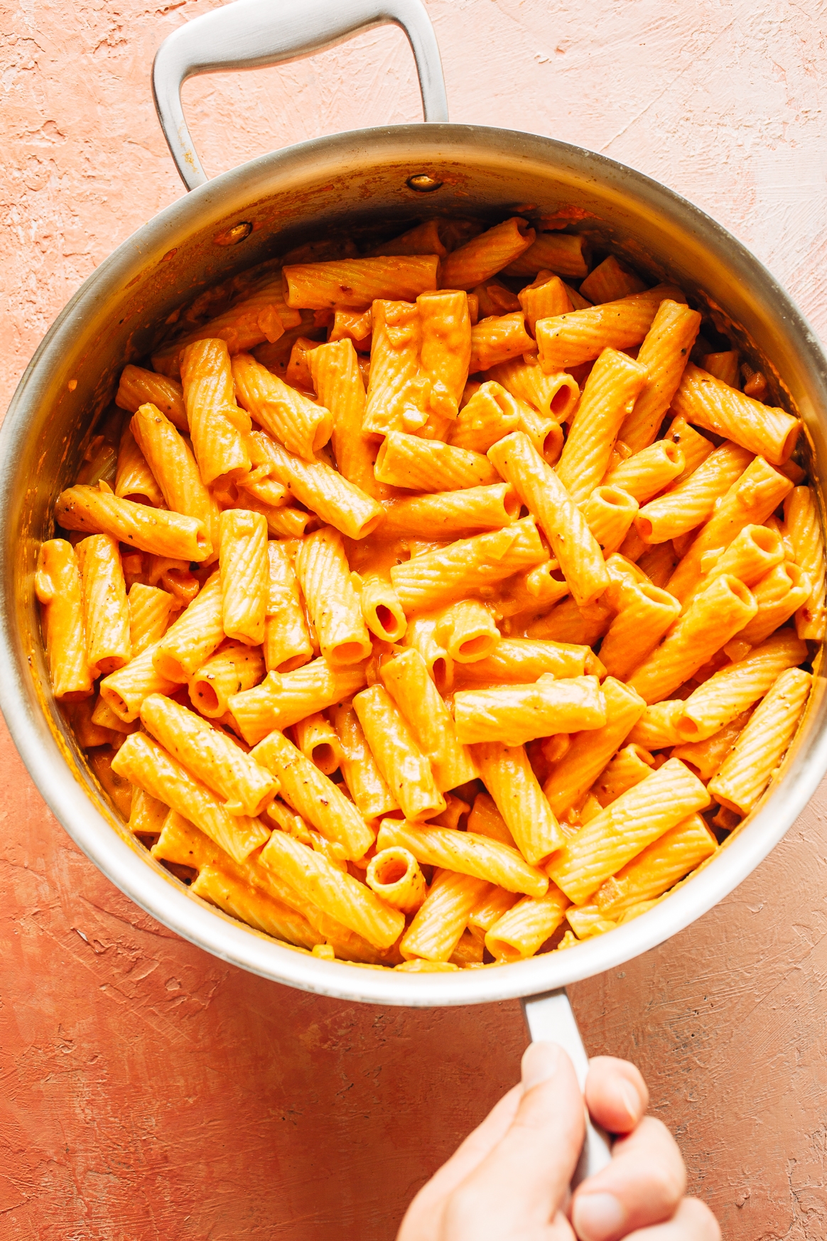 Rigatoni in Vodka Sauce